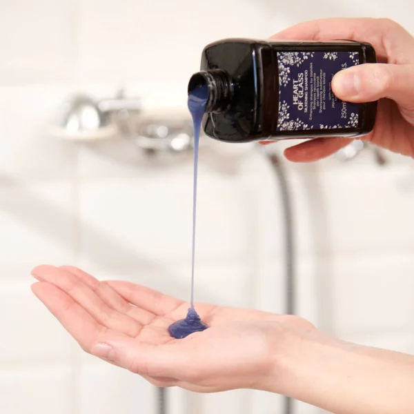 Silkening Shampoo Shampoing bleu pour cheveux blonds – Image 2